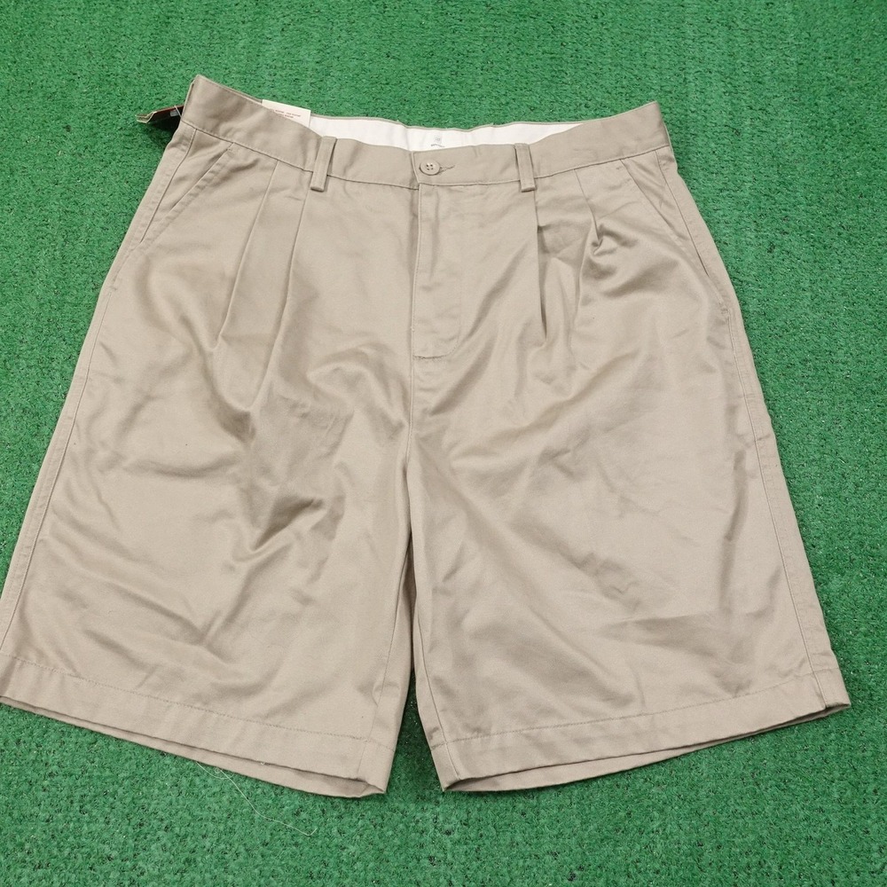 Gap Khakis Shorts Mens 35 Beige Relaxed Fit‎ Pleated 9 Inseam Khaki Nano Care